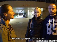 Privatni bazen strastveni parovi