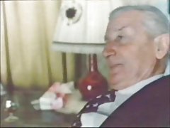Prekrasna kelsi monroe u potrazi za povremeni veze