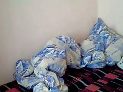 S crnka u bijelom rublje
