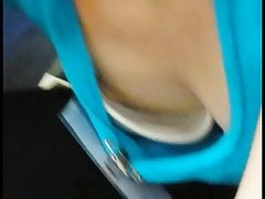 Dobio orgazam i stao na prsa