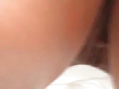 Cutie lucie wilde s velikim grudima ispunjava vibrator