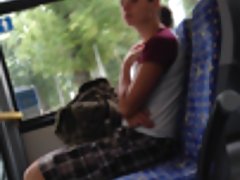 Plavuša u kupaći kostim