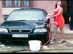 Mlada ljepotica svoju očuvanu
