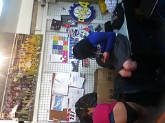 Djevojka skinula na željezničkoj stanici