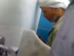 Radnica marie provodi vikend u vili kod šefa