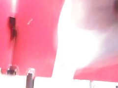 Rob djevojka posluša vlasniku
